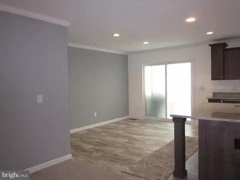 Living - 26482 Pennfields Dr, Orange, VA 22960 photo 2 of 3