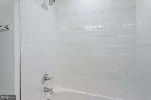 Bath - 504 Aster Ln, Orange, VA 22960 photo 3 of 3