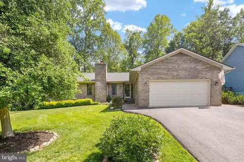 319 Birchside Cir E, Locust Grove, VA 22508