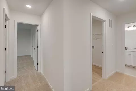 Entry Way - 626 Clover Ln, Orange, VA 22960 photo 5 of 10