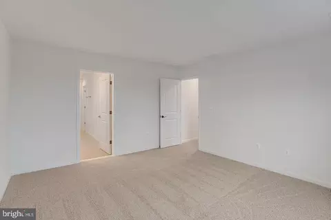 Entry Way - 626 Clover Ln, Orange, VA 22960 photo 6 of 10