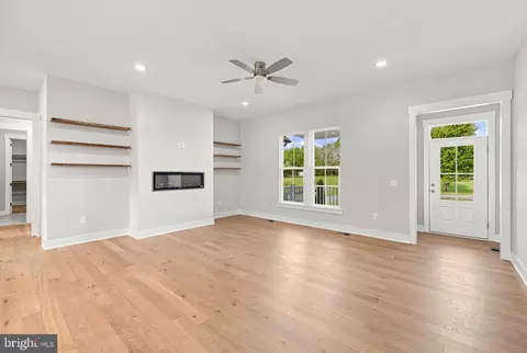 Living - 26420 Pennfields Dr, Orange, VA 22960 photo 2 of 5