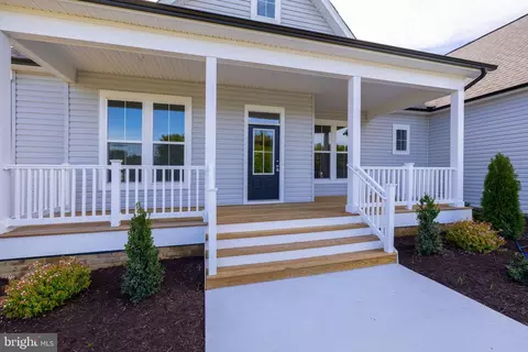 Exterior - 26420 Pennfields Dr, Orange, VA 22960 photo 4 of 10