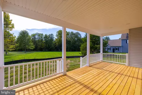Exterior - 26420 Pennfields Dr, Orange, VA 22960 photo 8 of 10