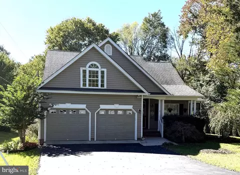 609 Stratford Cir, Locust Grove, VA 22508
