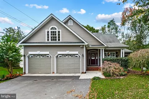 609 Stratford Cir, Locust Grove, VA 22508
