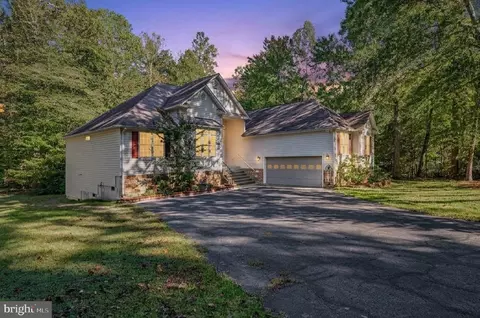 211 Battlefield Rd, Locust Grove, VA 22508