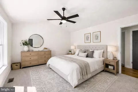 Bedroom - 28264 Mine Run Rd, Rhoadesville, VA 22542 photo 1 of 5