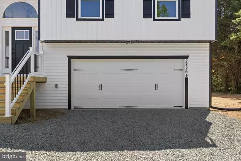 Exterior - 28264 Mine Run Rd, Rhoadesville, VA 22542 photo 4 of 10