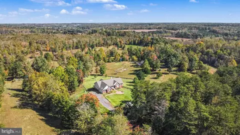26245 Indian Trace Trl, Unionville, VA 22567