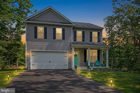 110 Chesterfield Ct, Locust Grove, VA 22508