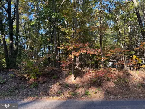 204 Constitution Blvd, Locust Grove, VA 22508