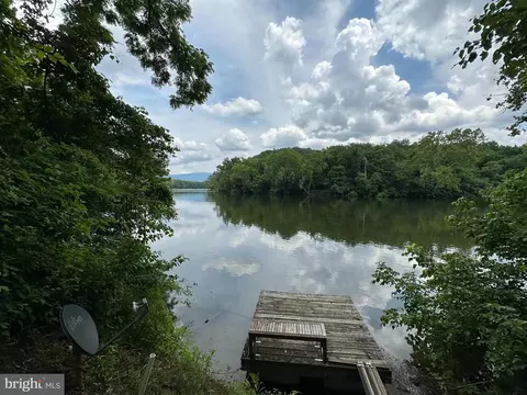 S. Page Valley Road, Luray, VA 22835