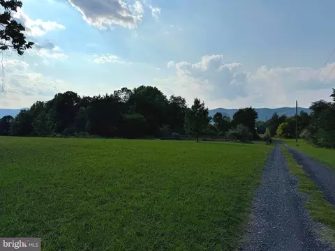 Young Rd, Luray, VA 22835