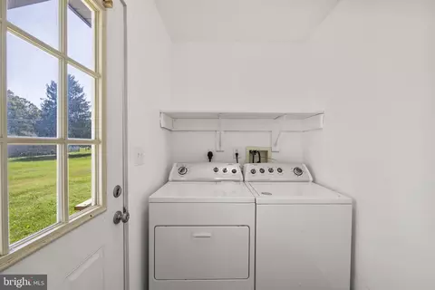 1218 E Main St, Luray, VA 22835 photo 15