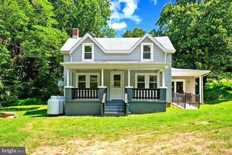 145 Weakley Ln, Stanley, VA 22851