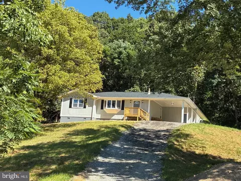 207 View Mountain Rd, Stanley, VA 22851