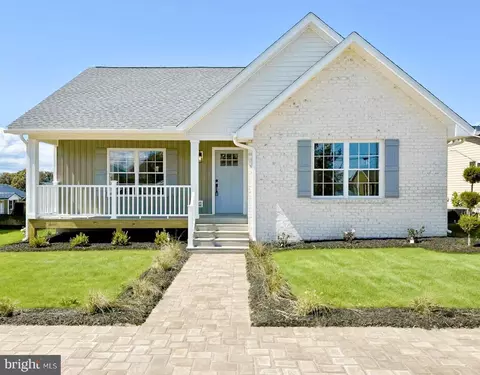 320 8th Ave, Luray, VA 22835