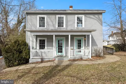 115 E Page St, Luray, VA 22835