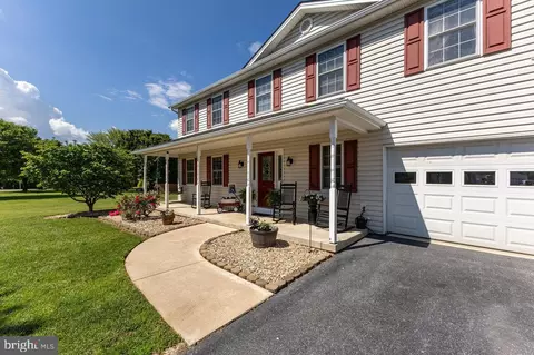 111 Deerfield Ests Dr, Stanley, VA 22851 photo 5