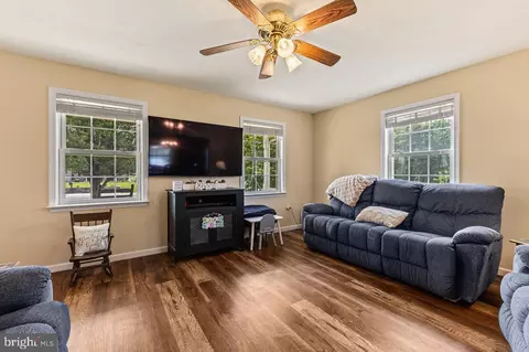 111 Deerfield Ests Dr, Stanley, VA 22851 photo 16