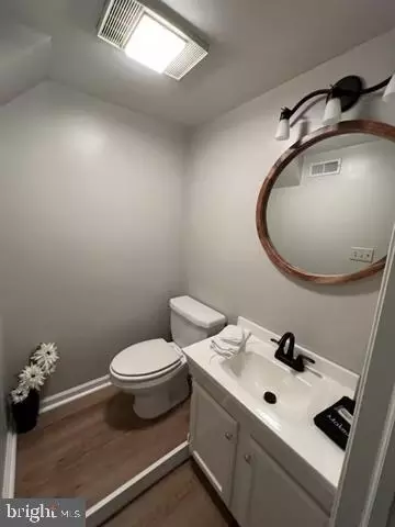 Entry Way - 4064 Pine Grove Rd, Stanley, VA 22851 photo 1 of 4