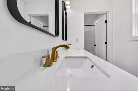 Entry Way - 551 Park Rd, Stanley, VA 22851 photo 13 of 14