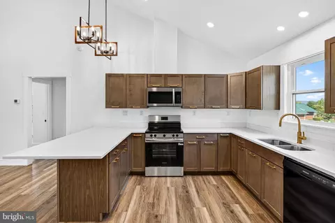 Kitchen - 551 Park Rd, Stanley, VA 22851 photo 1 of 5