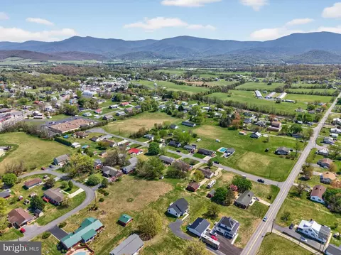 View/Area - 551 Park Rd, Stanley, VA 22851 photo 14 of 20
