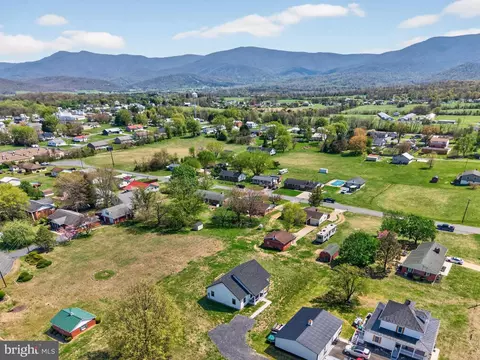 View/Area - 551 Park Rd, Stanley, VA 22851 photo 10 of 20