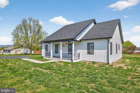 Exterior - 551 Park Rd, Stanley, VA 22851 photo 3 of 15