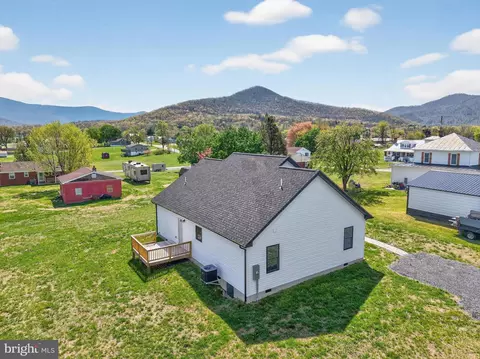 View/Area - 551 Park Rd, Stanley, VA 22851 photo 1 of 20