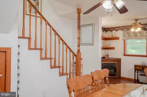 Entry Way - 279 Helms Rd, Stanley, VA 22851 photo 8 of 10