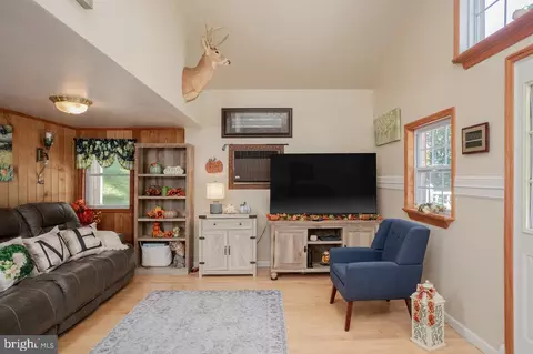 Living - 279 Helms Rd, Stanley, VA 22851 photo 1 of 1