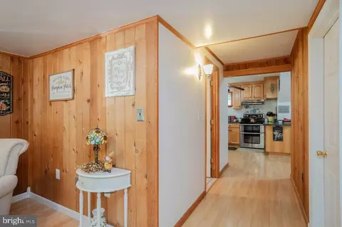 Entry Way - 279 Helms Rd, Stanley, VA 22851 photo 5 of 10