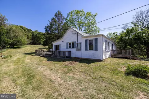 Exterior - 269 Comer Ave, Shenandoah, VA 22849 photo 3 of 8