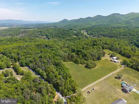 View/Area - 269 Comer Ave, Shenandoah, VA 22849 photo 6 of 14