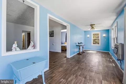Entry Way - 269 Comer Ave, Shenandoah, VA 22849 photo 1 of 5