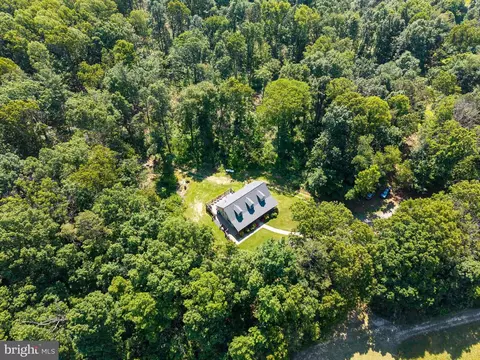215 Brick Church Ln, Shenandoah, VA 22849