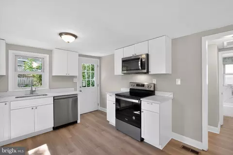 Kitchen - 586 Eldon Yates Dr, Stanley, VA 22851 photo 1 of 1