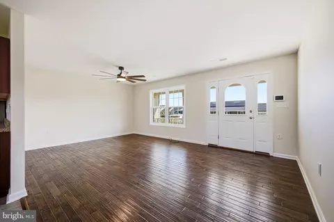 Living - 135 Leola Loop, Stanley, VA 22851 photo 1 of 2