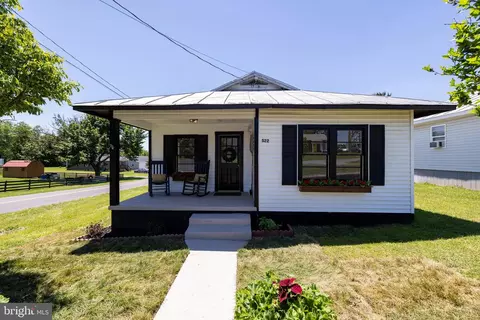 522 Luray Ave, Luray, VA 22835
