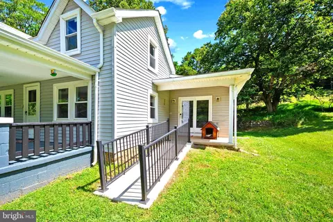 Exterior - 145 Weakley Ln, Stanley, VA 22851 photo 3 of 7