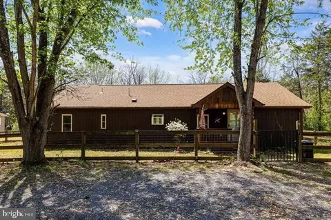 702 Richview Rd, Rileyville, VA 22650