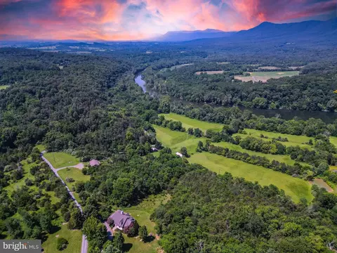 522 Star View Ln, Rileyville, VA 22650