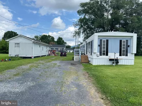 295 297 Fairview Rd, Luray, VA 22835