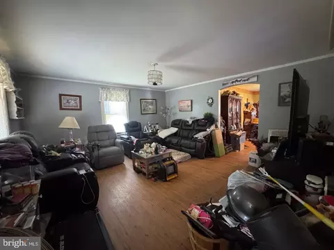 Living - 1245 E Main St, Luray, VA 22835 photo 2 of 2