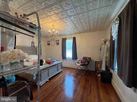 Bedroom - 1245 E Main St, Luray, VA 22835 photo 3 of 6