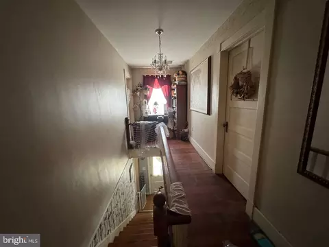 Entry Way - 1245 E Main St, Luray, VA 22835 photo 2 of 17