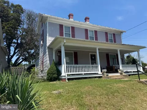 Exterior - 1245 E Main St, Luray, VA 22835 photo 2 of 7